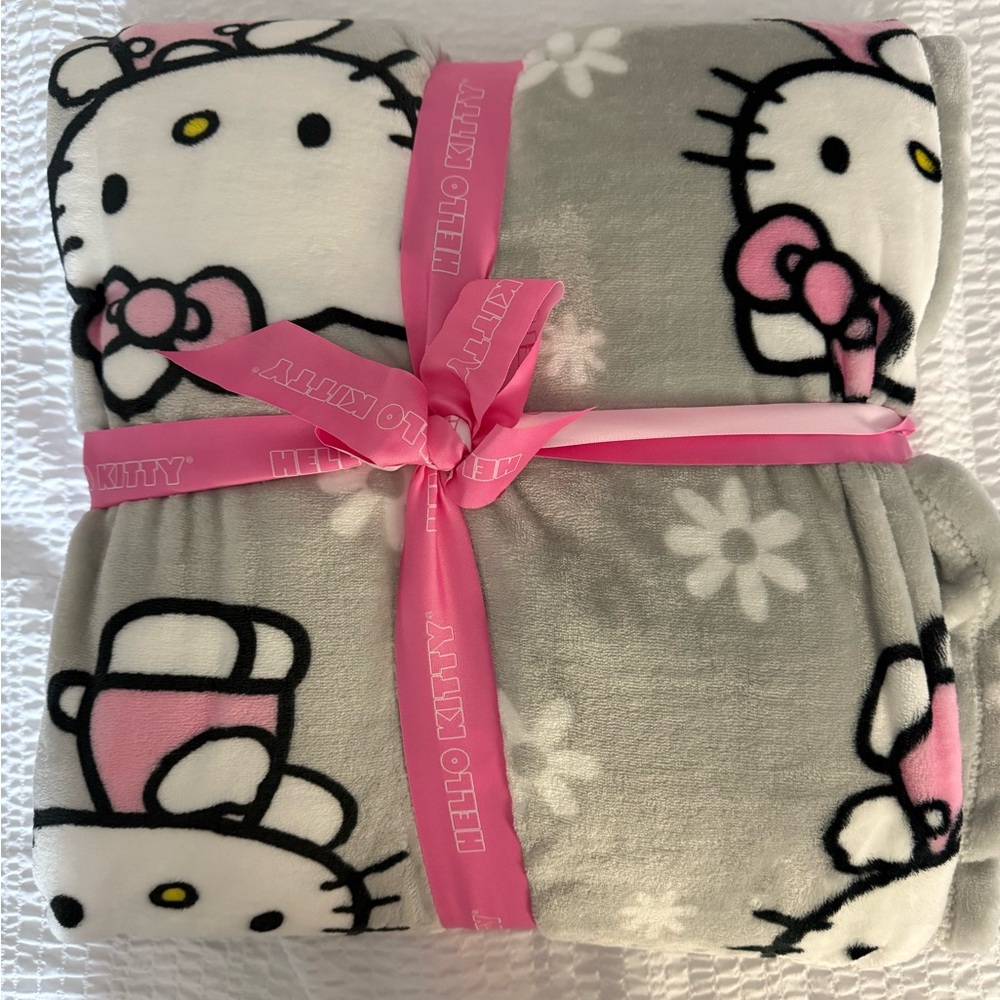 Hello Kitty Plush Blanket